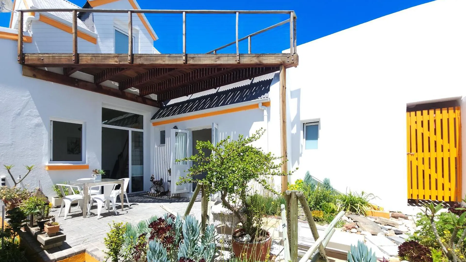 Σπίτι διακοπών Green Point Peaceful Retreat Off-Grid Κέιπ Τάουν